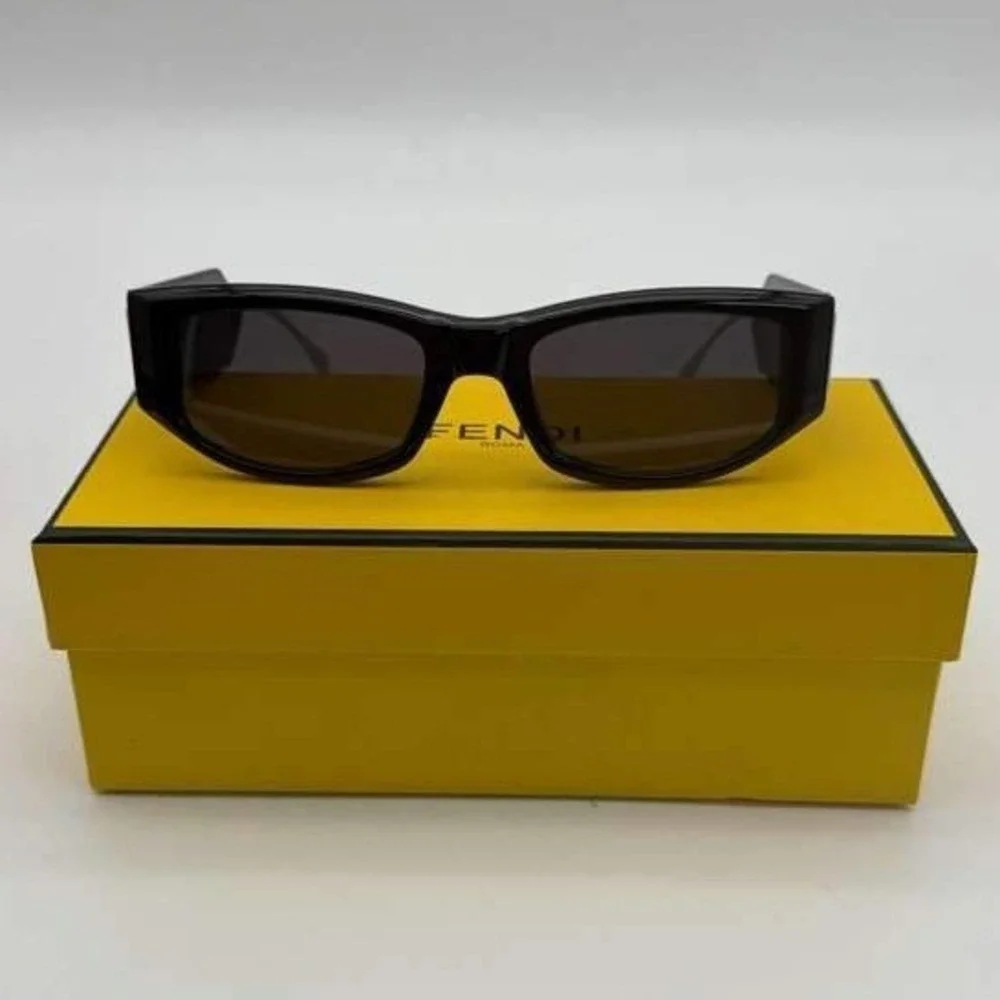Fendi Gold Geometric Oversized Sunglasses - Like New with‎ Case